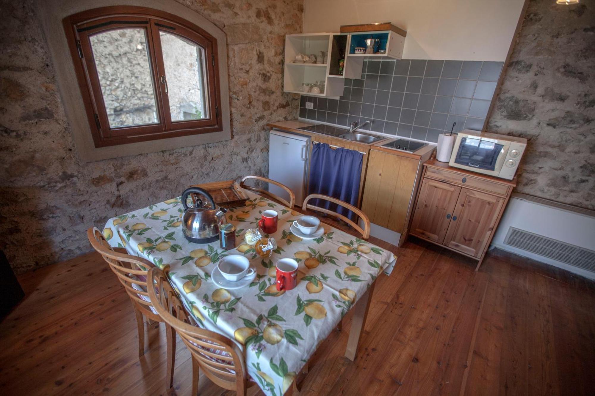 Pra De La Fam B&B Тіньяле Номер фото